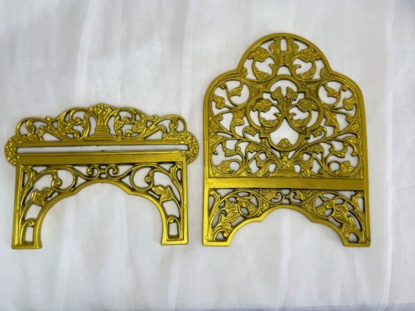 Porta Bíblia Dourado Plástico