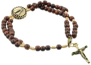 15232354397-td-96.jpg TERÇO PULSO MADEIRA APARECIDA METAL (P73-04)