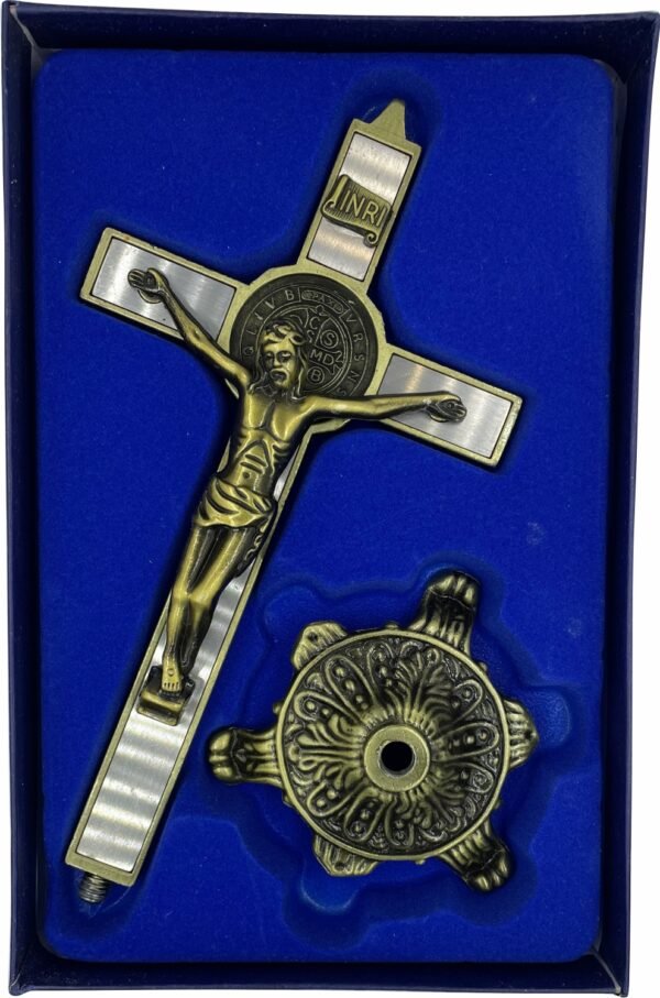 15238236769-cr-82-2.jpg CRUCIFIXO METAL OV MESA SÃO BENTO 20CM