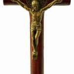 CRUCIFIXO MADEIRA 9CM DE MESA