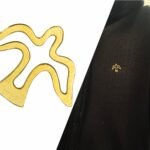 BOTTON POMBINHA DOURADA VAZADA