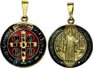 MEDALHA SÃO BENTO RESINADA 18 MM