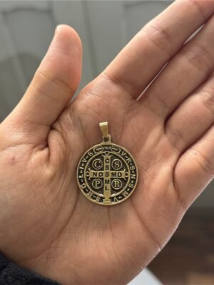 MEDALHA SÃO BENTO OURO VELHO GRANDE 30 MM