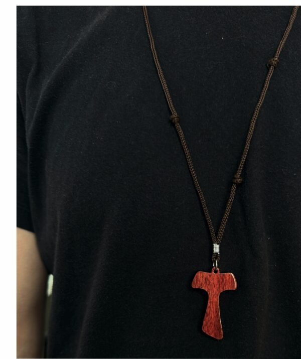 15397611145-foto-06.jpg CORDAO TAU COM 3 NOS