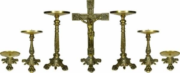 Conjunto Crucifixo Metal De Altar 37,5 Cm E 6 Castiçal 7X21X30Cm