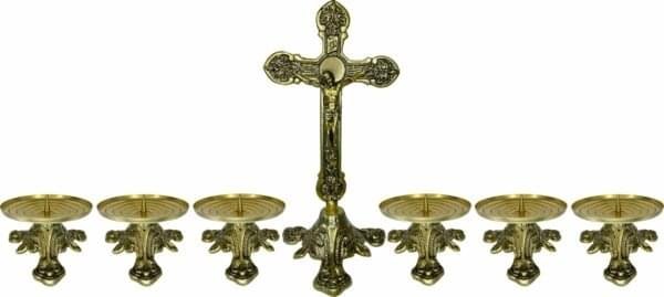 15262456422-cruz-com-castical-6-baixos-1-2.jpg Conjunto Crucifixo Metal De Altar 30 Cm E 6 Castiçal Baixo