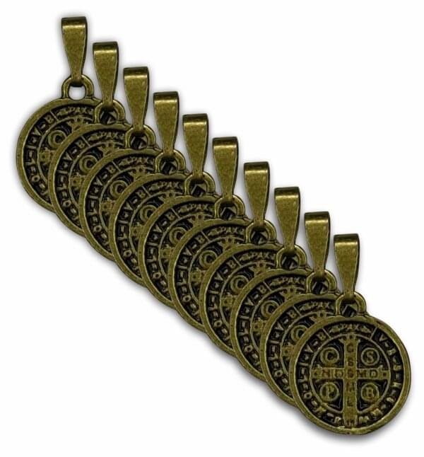 15414563407-foto-01.jpg Kit 10 Un Medalha São Bento Ouro Velho Pequena 14 Mm